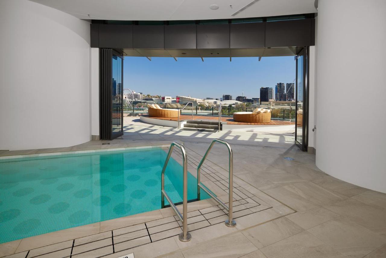 Apartment Eyes On The Fireworks Lux Riverfront 2kingbed *